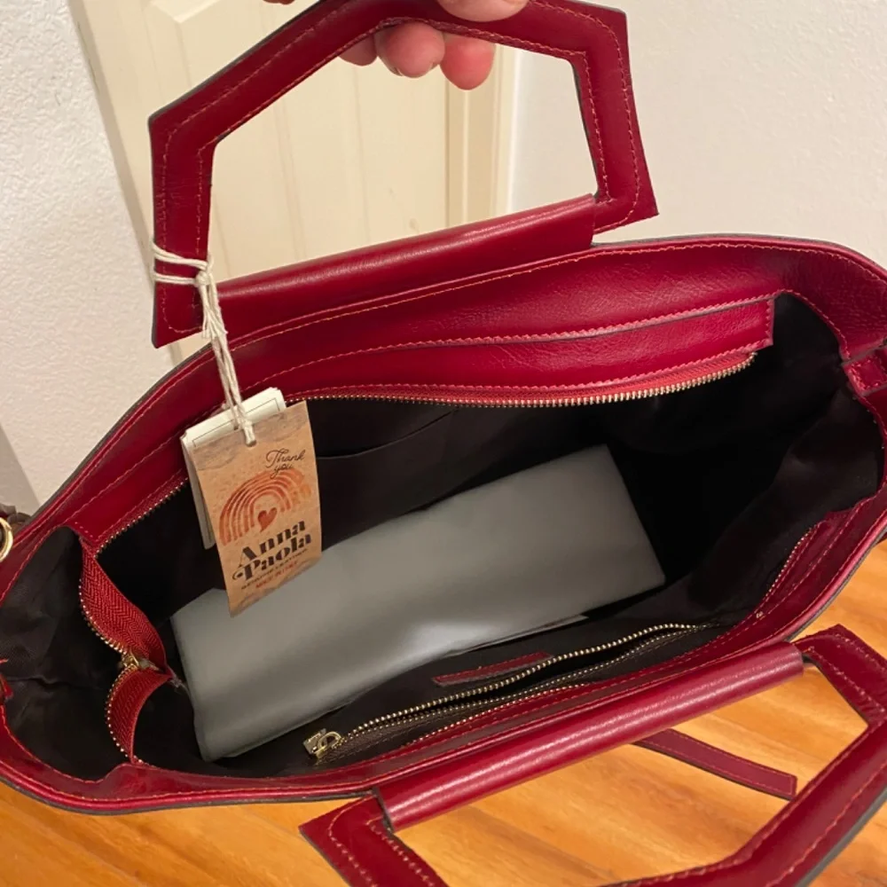 HANDBAG - Picture 2 of 6